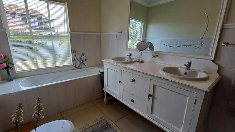 3 Bedroom Property for Sale in Klein Brak Western Cape